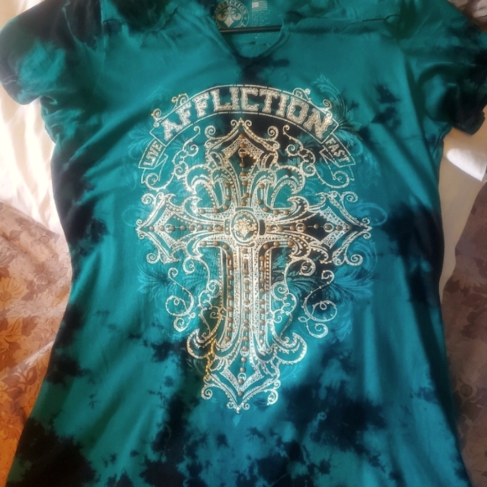 ♡♡NEW **AFFLICTION** tye-dye shirt♡♡